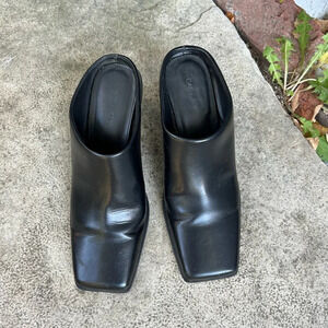 Oak & Fort Square toe Mules,  size 7,